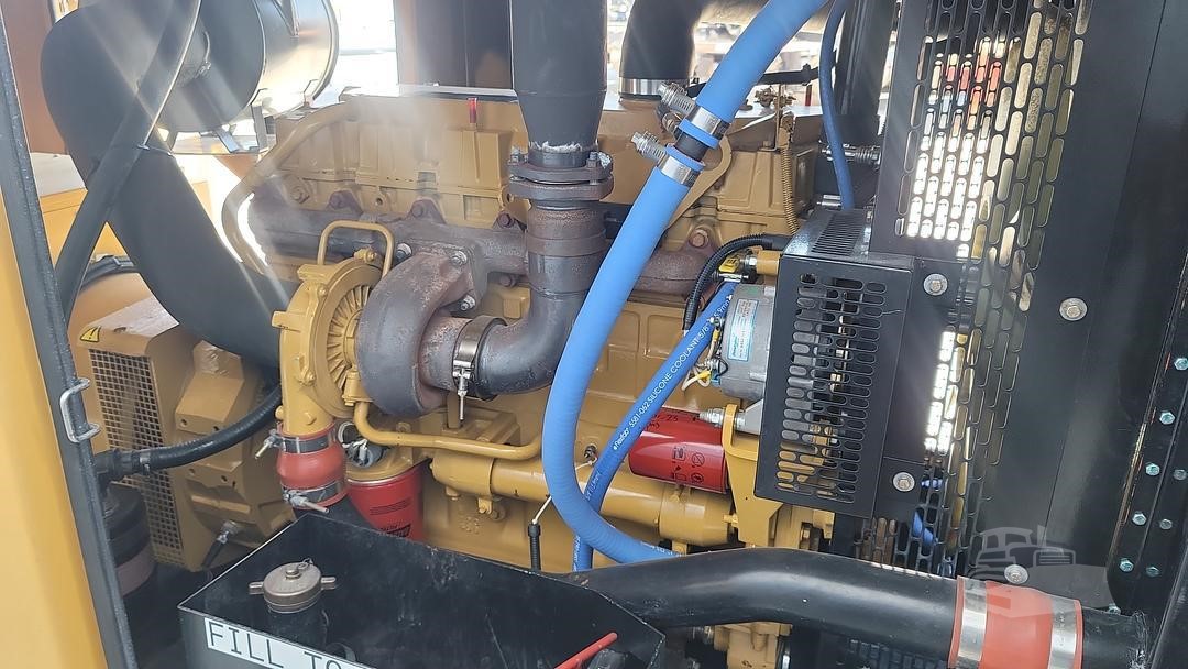 150 KW Olympian, Diesel Generator Set, 480 Volts, International 8.7 engine, 3PH, 374 hours - Image 4