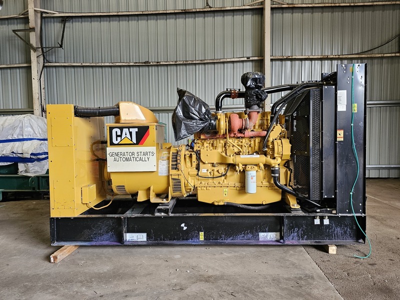 400 KW Caterpillar #LC6, Diesel Generator Set, 600 Volts, 1800 RPM, 536 HP, 600 amp main breaker, EMCP 4.2 - Image 1