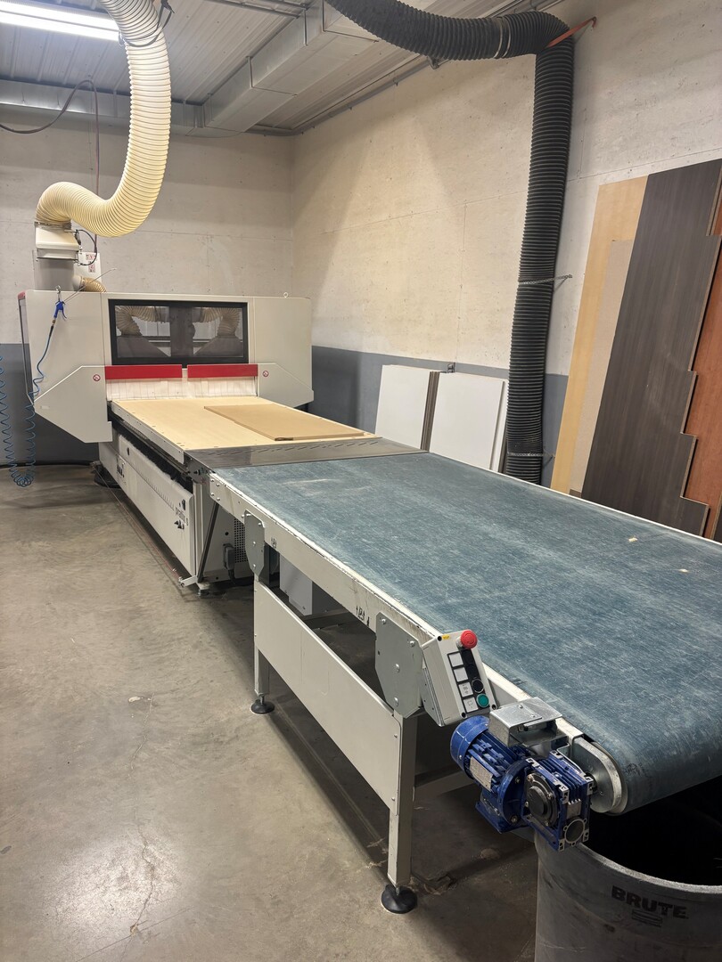 SCM #Pratix-S-12C, CNC Router, 97.6" X, 49.2" Y, 3.9" Z, 4' x 8' table, 7.5 HP electrospindle, 3 HP motor - Image 4