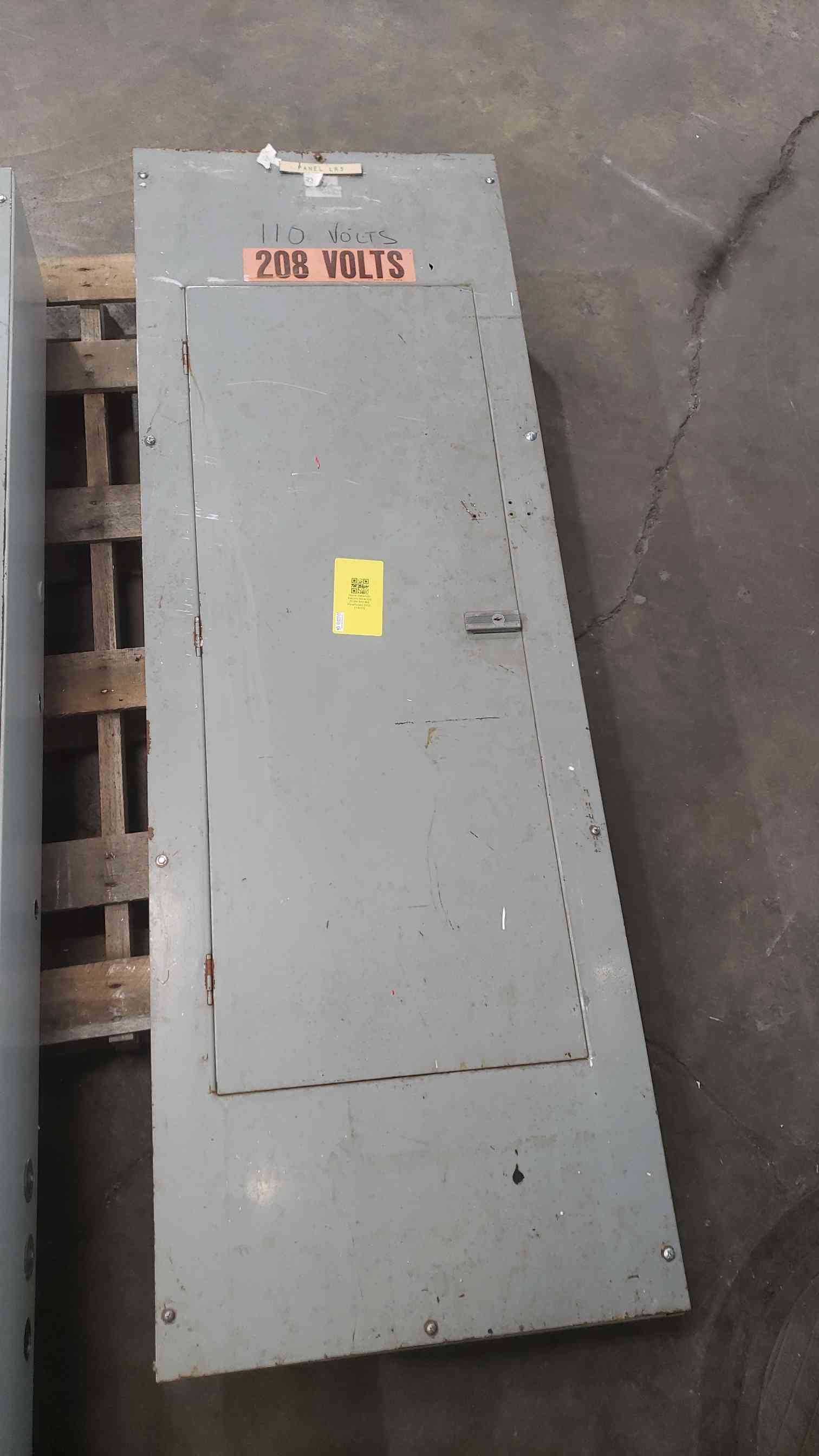 400 Amp. Peterson Electric Panel, Panelboard, 120/208 Volts, 3 Phase, Siemens 60A/40A/30A/20A Breakers - Image 6