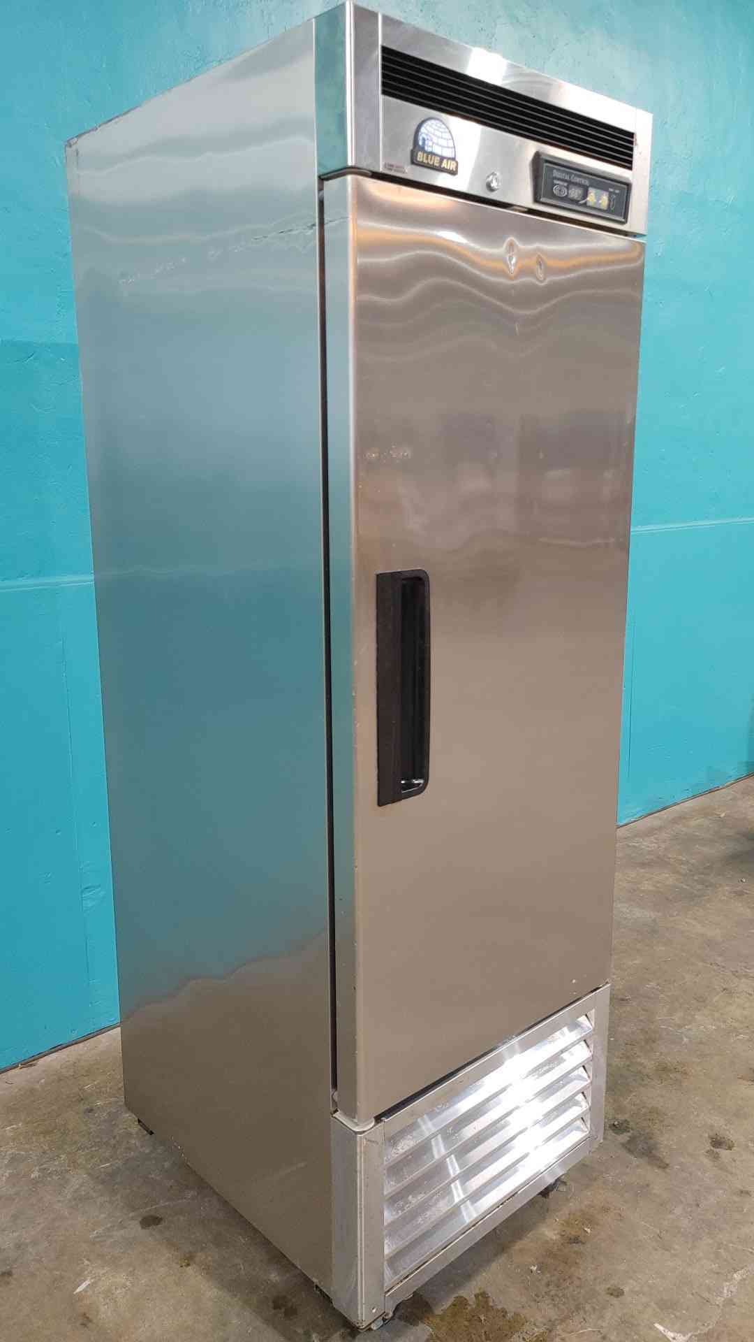 Blue Air #BSR23, Commercial Reach-In Refrigerator, 27", Stainless Steel, 1 Door, 23' cu. ft. - Image 2