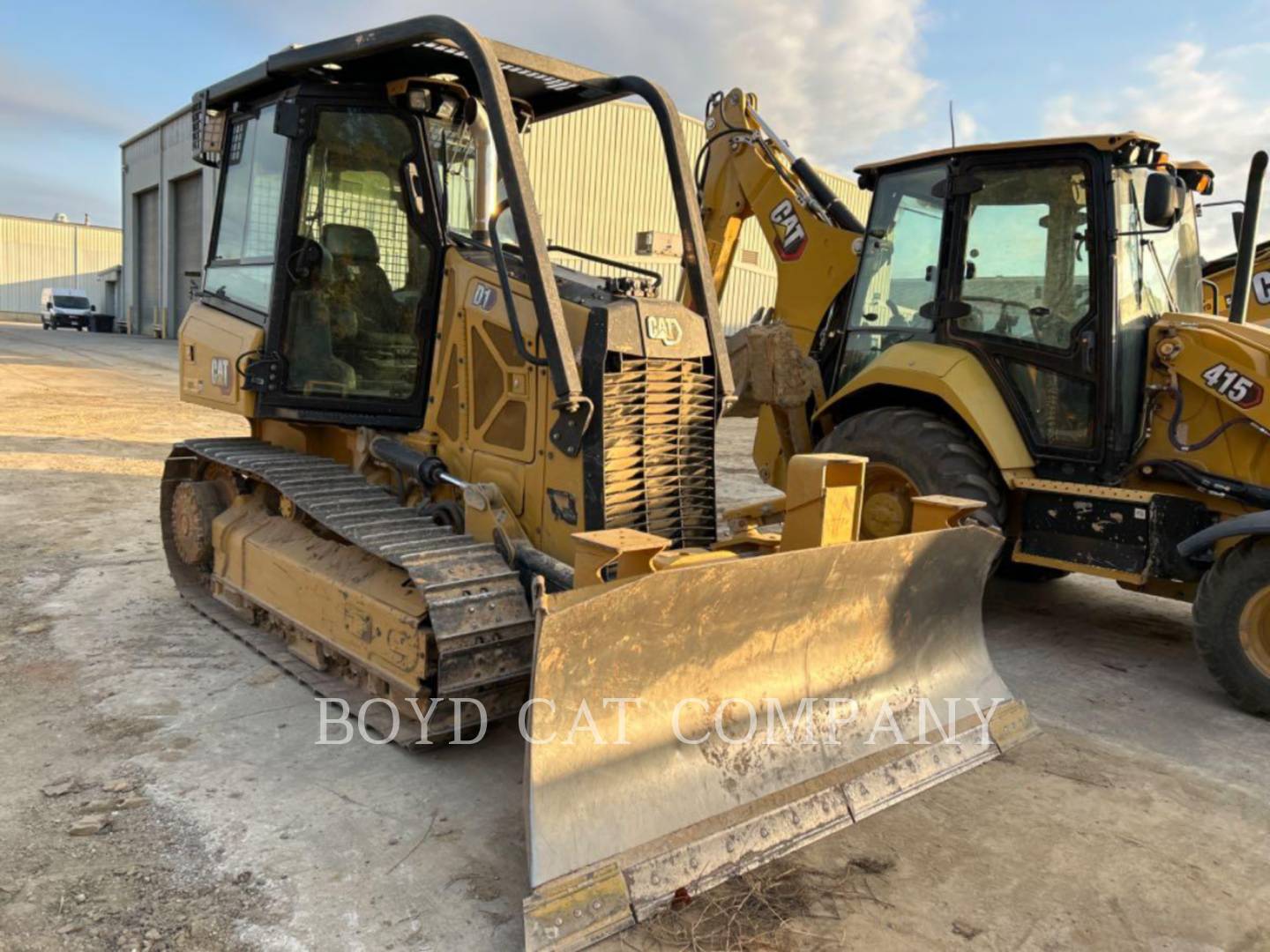Caterpillar D1-12, 3024 hours, S/N: XKF00159, 2021 - Image 2
