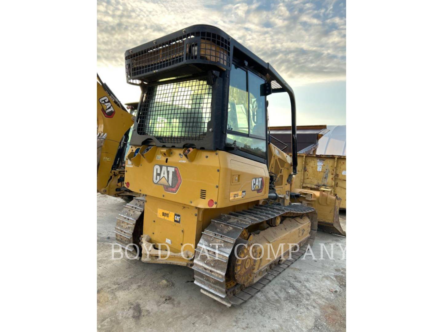 Caterpillar D1-12, 3024 hours, S/N: XKF00159, 2021 - Image 3