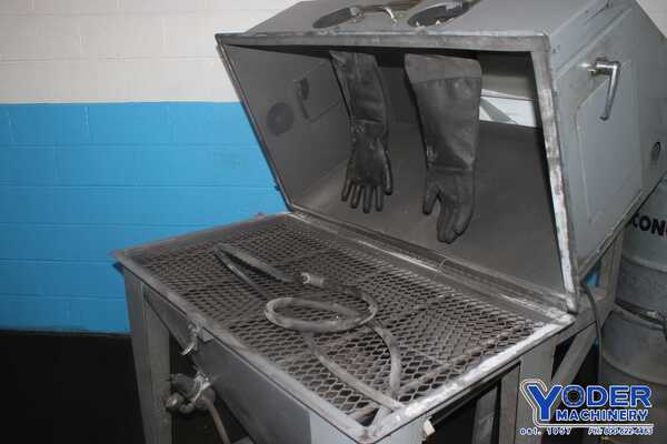 42" x 24" x 23" Econoline #42-24, blast cabinet, 17" x 11" side door openinbg, 22' x 10" sight window - Image 7