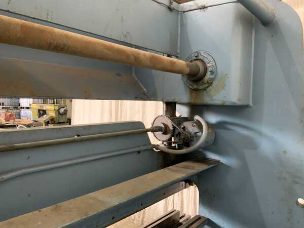 45 Ton, Dreis & Krump #56-A, press brake, 6' overall, 62" between housing, 2" stroke, 6" throat, 1.5 HP, 40 - Image 5