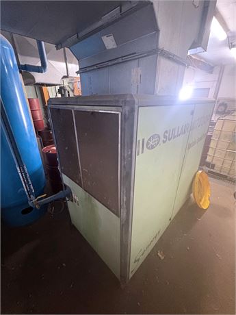 500 cfm, Sullair #7500PV/A, rotary screw air compressor, 100 HP, VSD, air-cooled, 57000 hours, 2009 - Image 1