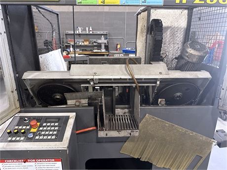 9" x 9" Hydmech #H-230A, horizontal band saw, 9' 8" x 1" blade, 50-350 SFM, 2200 lb., 240 V., 2013 - Image 2