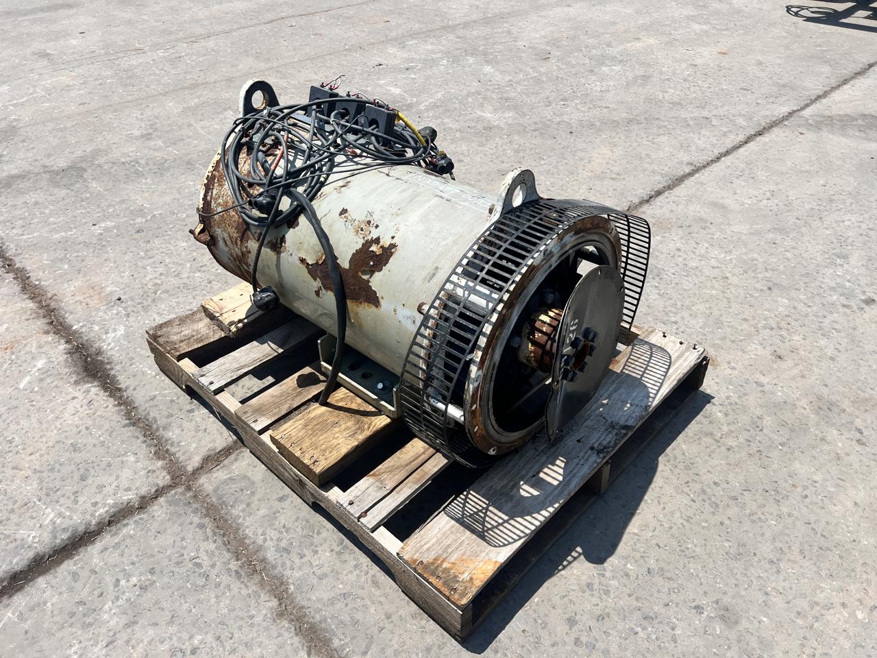 60 KW Kohler #60REOZJB, Generator End, 480 Volts, 12 wire, 1PH/3PH, 5000 hours, 2002 - Image 2