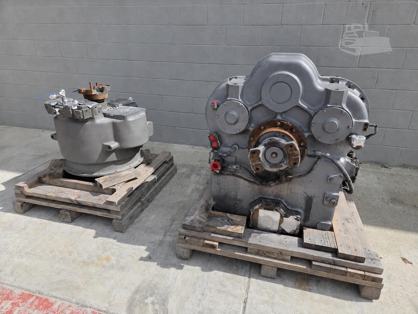 Twin Disc #TA-90-8501, transmission, 23" converter, core, AS IS - Image 1