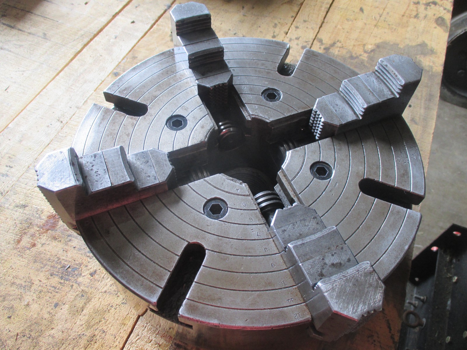 12" Skinner, 4-Jaw Lathe Chuck, 2-1/4"-6 threaded back, 2.75" center hole diameter, chuck key - Image 1
