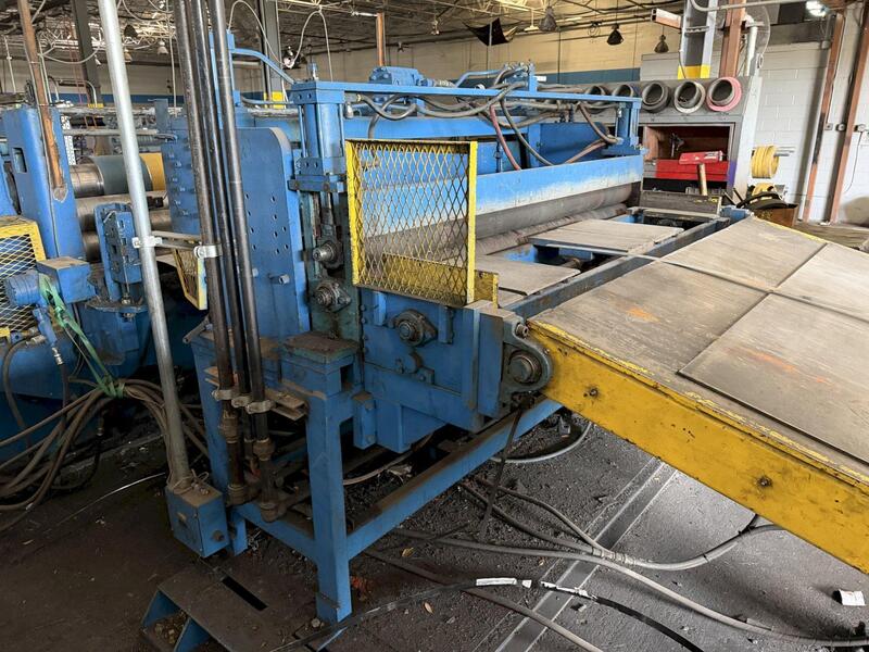 .25" x 72" Wean-United, hydraulic crop shear w/ peeler table - Image 1