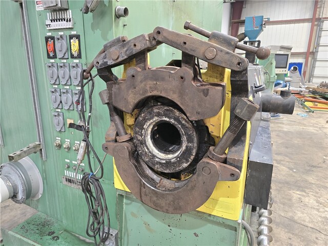 4.5" Davis Standard #45IN45, extruder, 32:1 L/D, 300 HP Marathon AC motor, vented air cooled barrel, 6 - Image 7