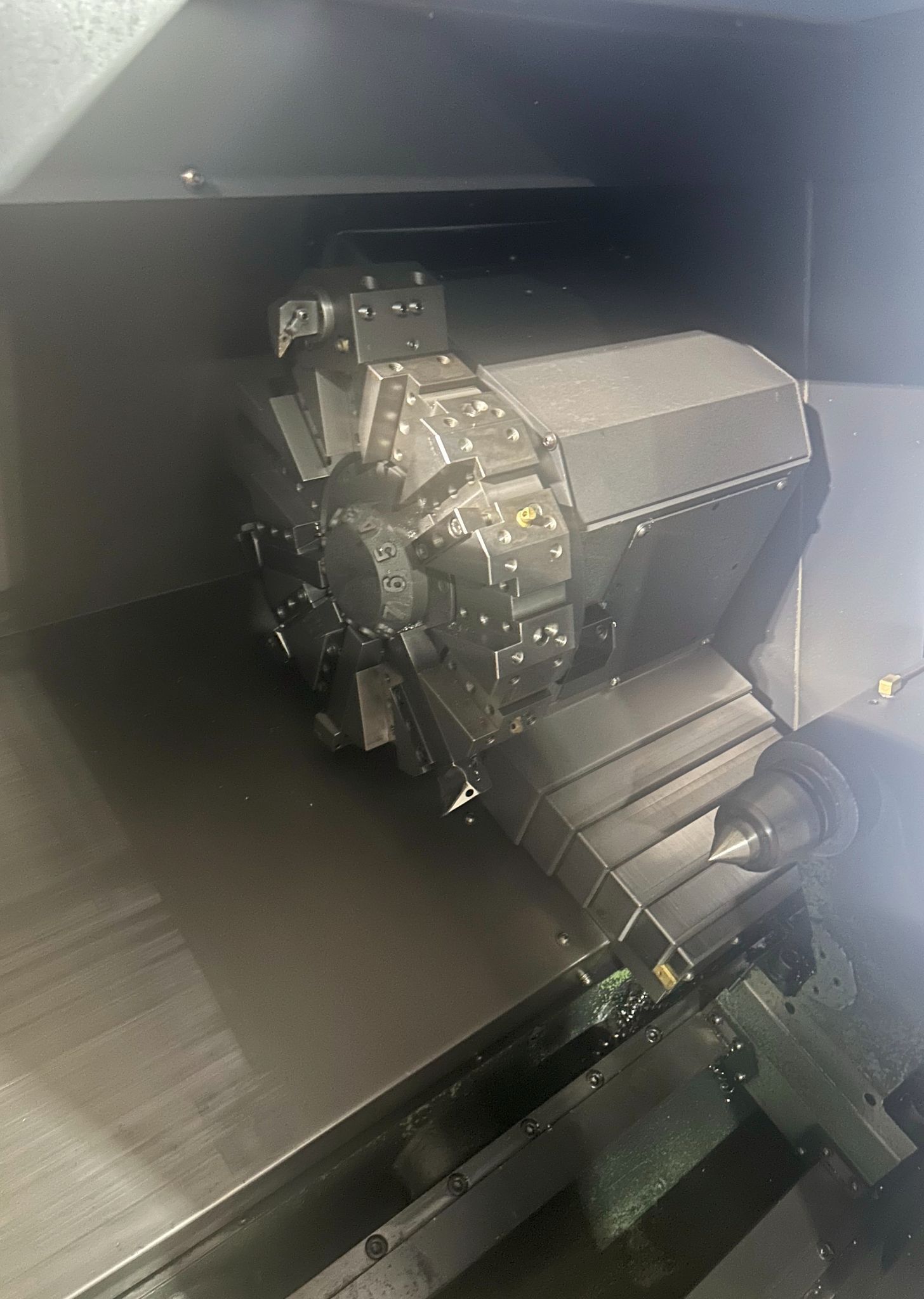 Daewoo Doosan #LYNX-220LC, cnc lathe, 20" swing, 12.6" diameter x 21" L max, 8" chuck, 2.6" bar, 3" bore, 20 - Image 5