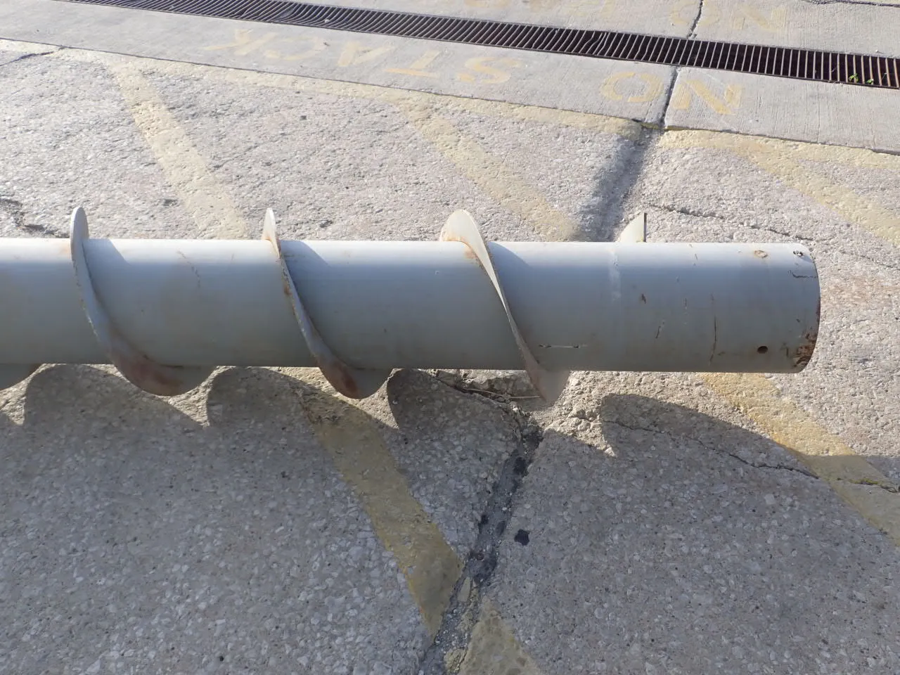 11" Diameter Auger, 236" length - Image 2