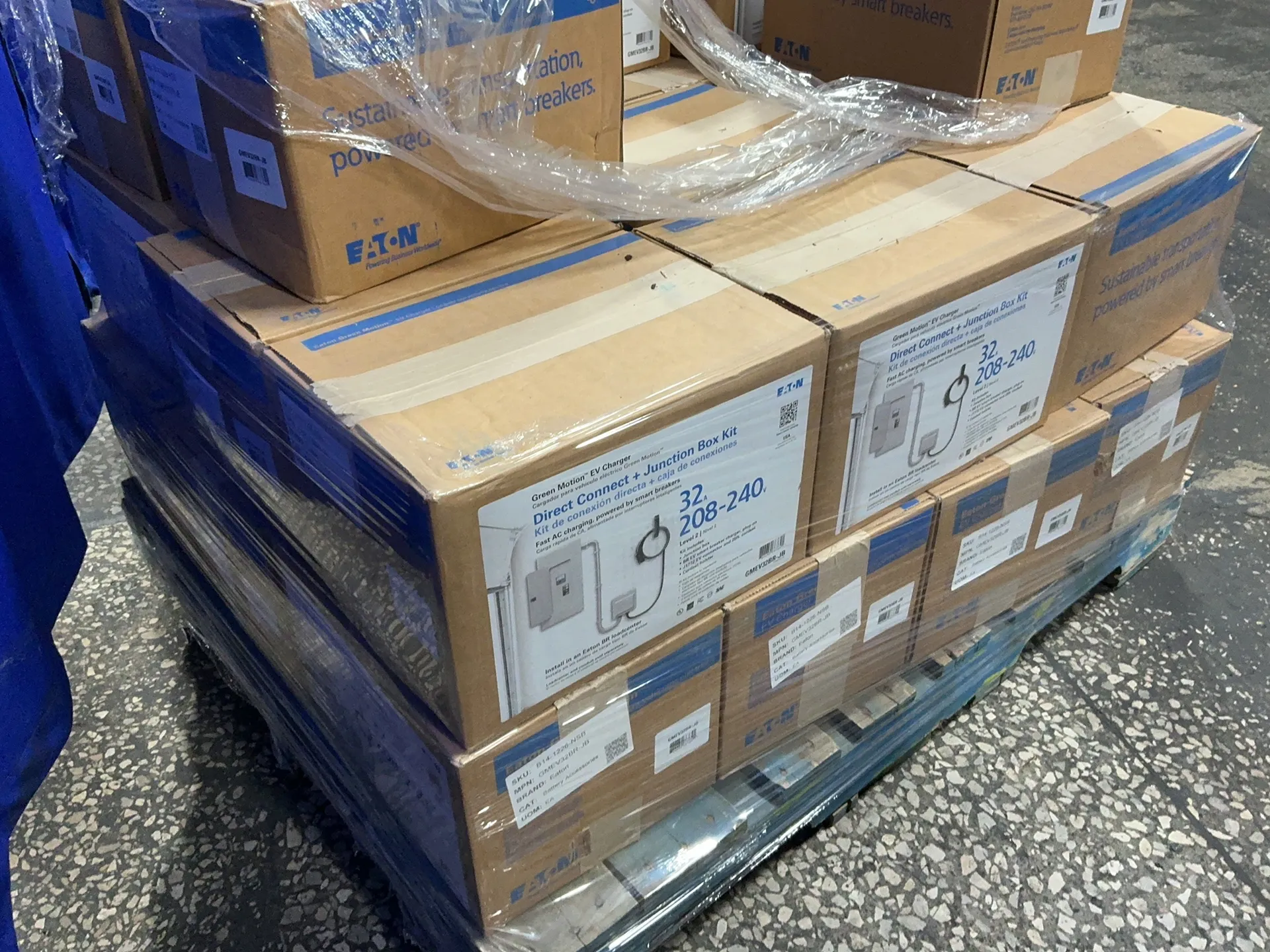 Eaton, Direct Connection and Junction Boxes Kit, Smart Breaker Charger, 32 A, 208-240 Volts - Image 4