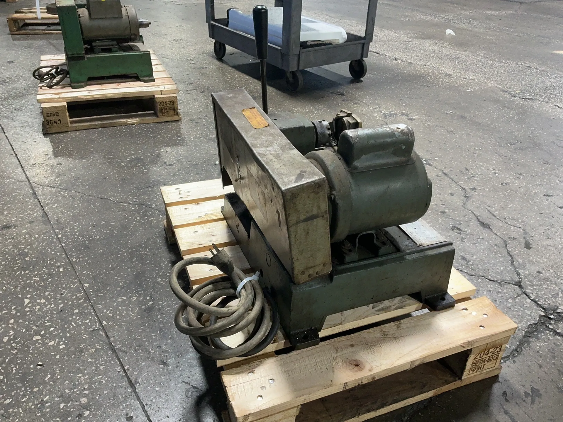 Pines Engineering #660, Deburring Machine, 760-3820 RPM, 110 V., 1PH - Image 6