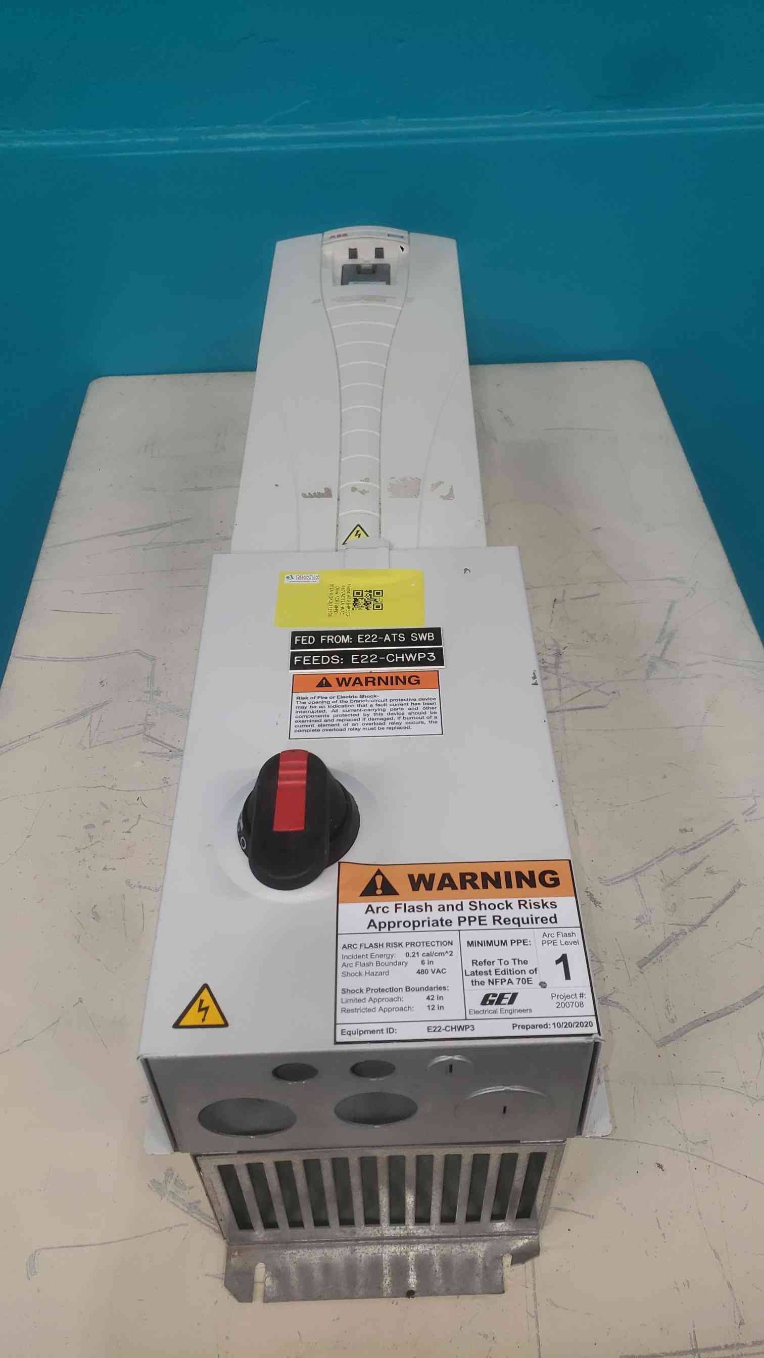 50 HP ABB, ACH550-PD-072A-4, Variable Frequency Drive, 480 V, 3PH, HVAC Disconnect (3 available) - Image 5