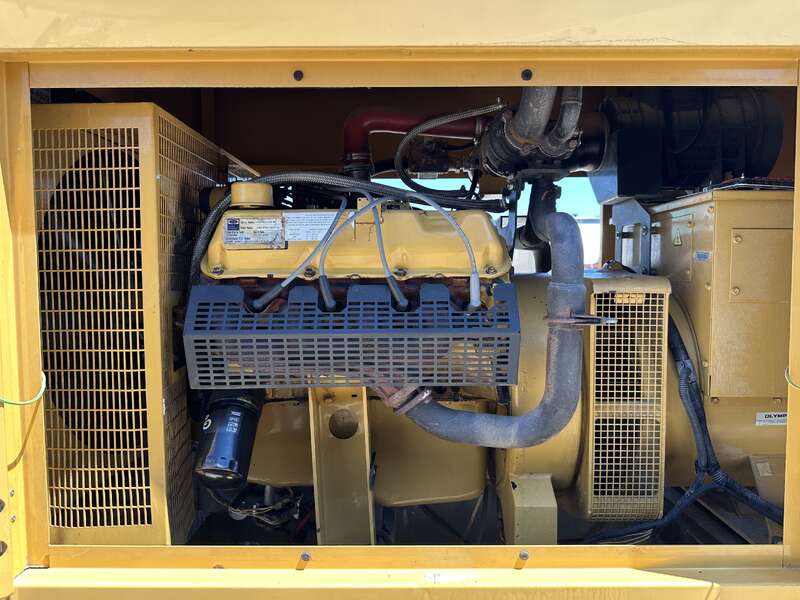 100 KW Olympian #G100F1, Natural gas generator set, 277/480 Volts, 845 hours, 173 HP @ 1800 RPM, Ford - Image 6