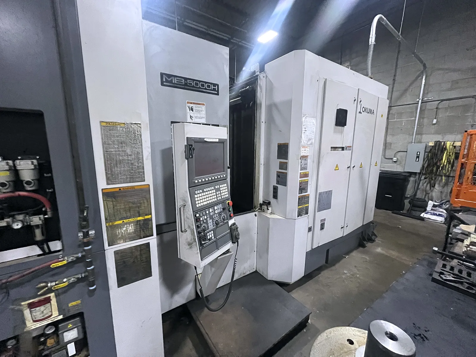 Okuma #MB-5000H, CNC horizontal machining center, 29.9" X, 29.9" Y, 29.9" Z, 15000 RPM, CAT 40, 30 HP, 19.69" - Image 3