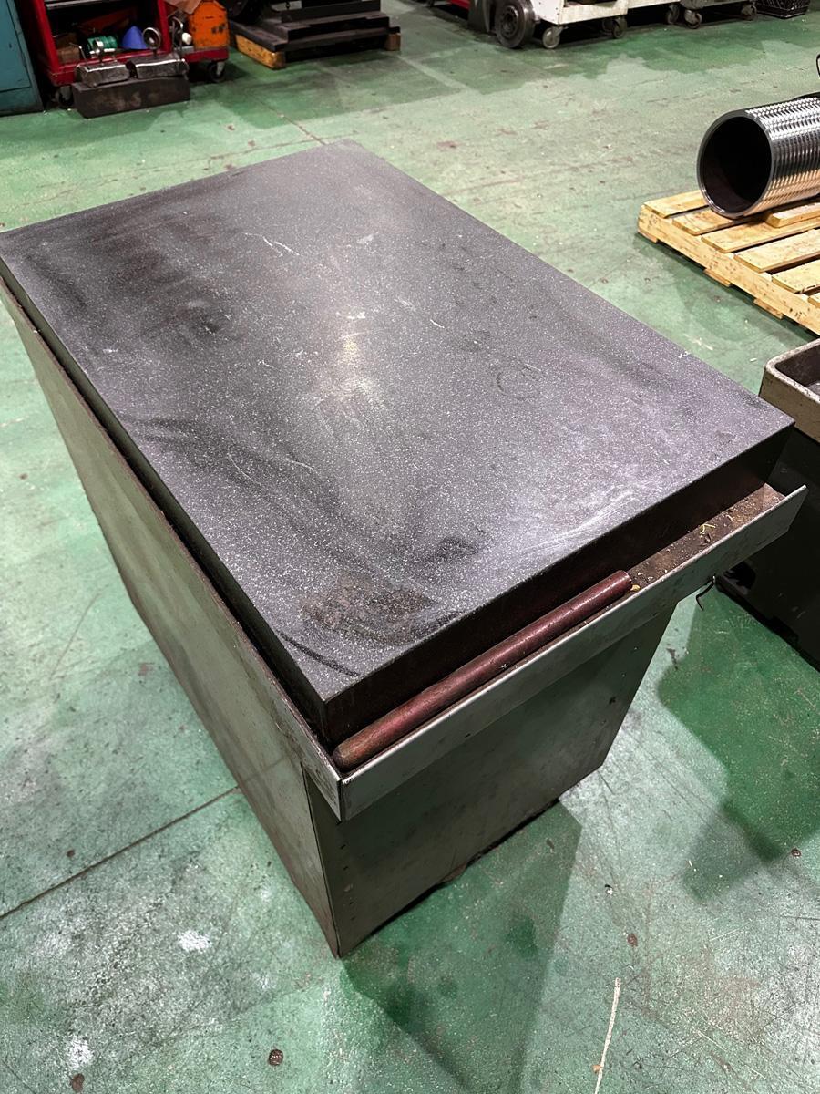 2 4" x 36" x 4" black granite Surface Combustion plate, 4 wheel cabinet, Like New - Image 2