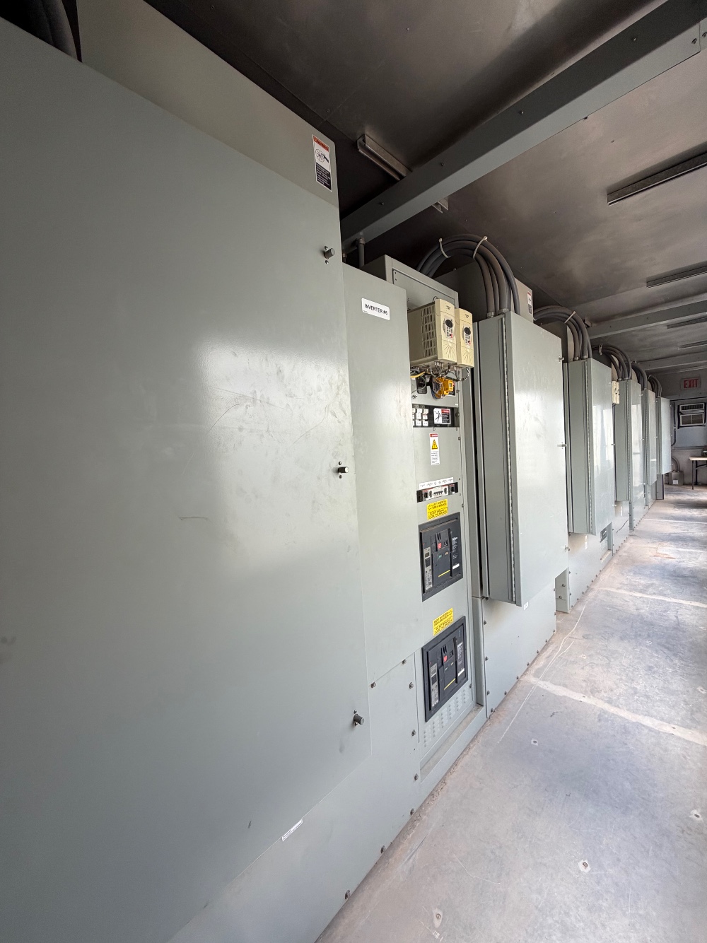 S & C Electric DStatcom, SVG Distribution Static VAR synchronous compensator, reactive power compensation - Image 9