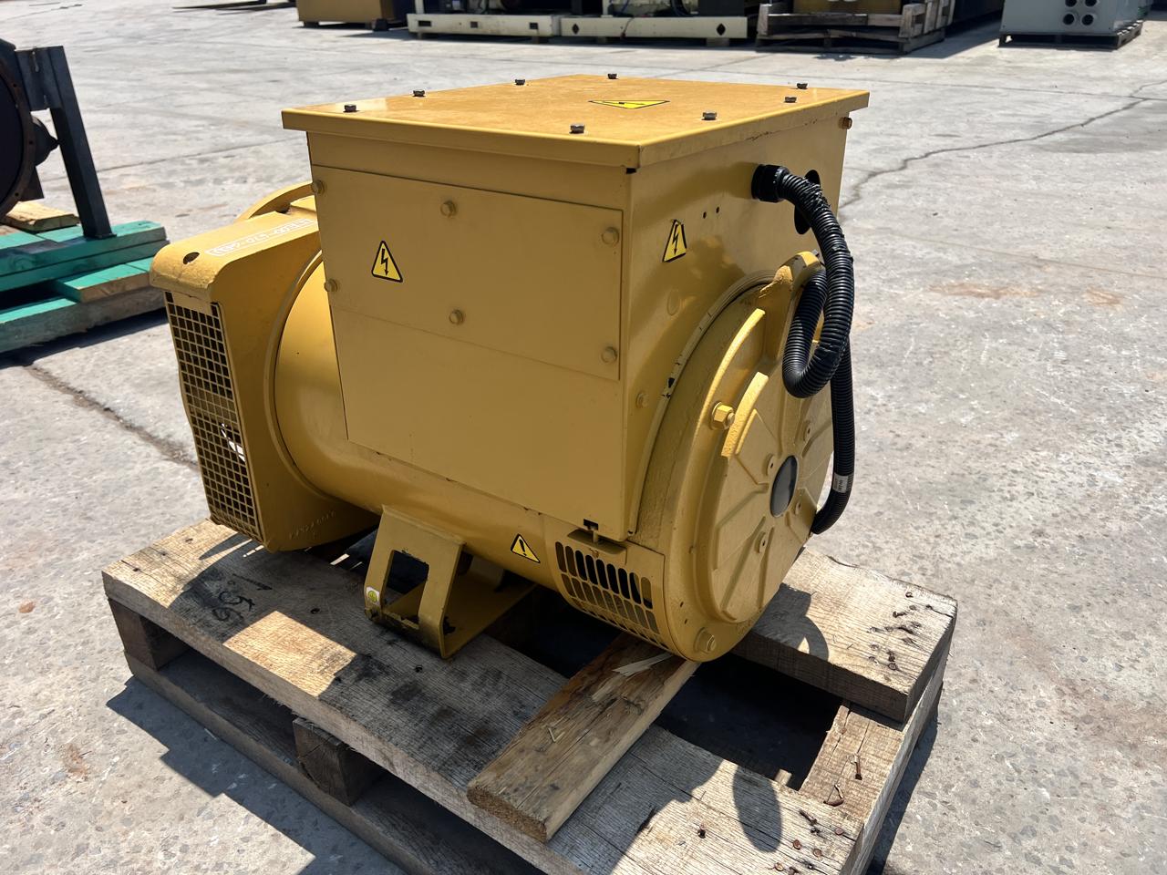 60 KW, Olympian, AC Synchronous Generator End, 120/240 Volts, 1PH, 750 hours, 2005 - Image 7