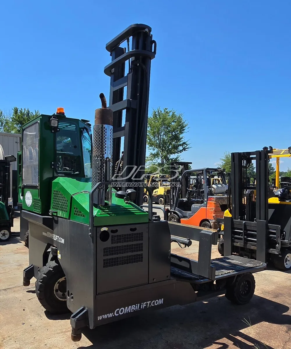 6000 lb. Combilift #C6000, Multi-Directional Forklift, 216" lift height, 122" wide carriage, 48" forks, 3047 - Image 1