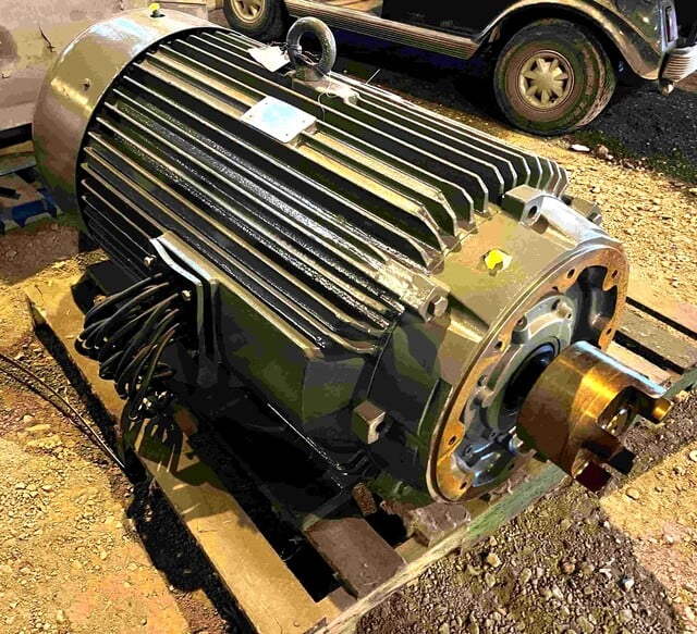 200 HP 1780 RPM Toshiba #4E4200L1FA, Frame 447TSC, TEFC, 460 Volts, NEW - Image 1