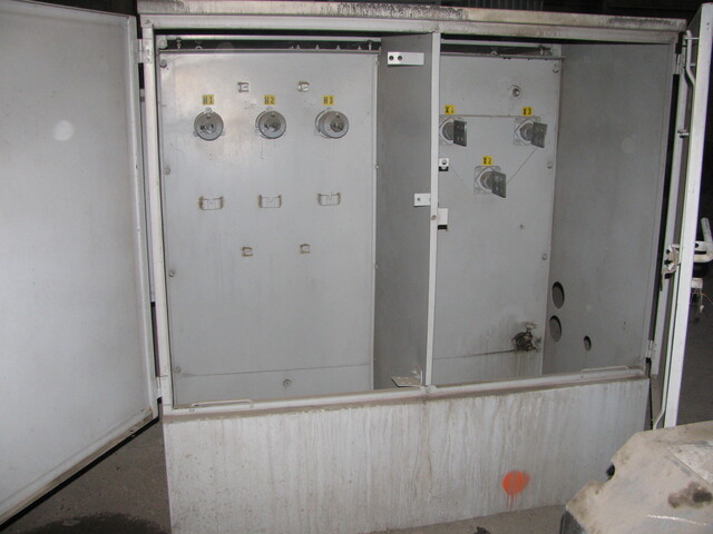500 KVA 2400 Primary, 120/208Y Secondary, General Electric, Pad Mount Transformer, 3 Phase - Image 2