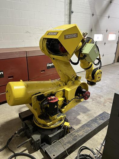 Fanuc, R-2000iA/200R, 6-Axis Articulated Robot, RJ3iB Controller, 2004 (3 available) - Image 5