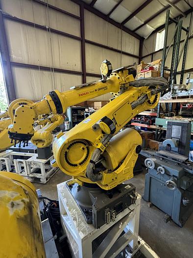 Fanuc, R-2000iC/210F, 6-Axis Articulated Robot, 210 Kg Payload, 2655 mm Reach, R-30iB Controller, 2016 - Image 3
