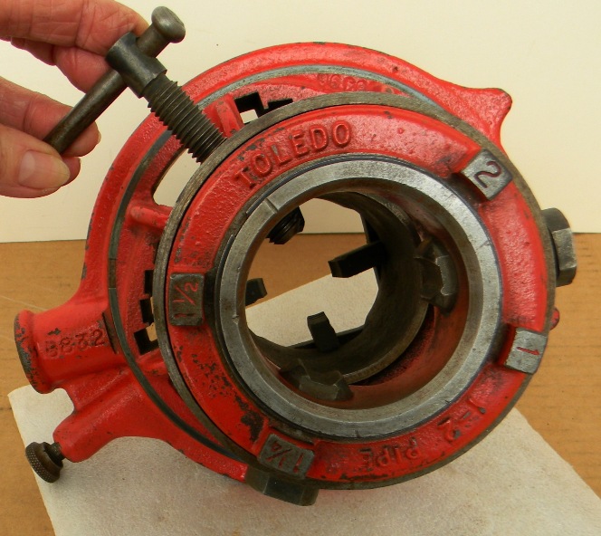 Toledo Simpact #6496, Ratchet Threader, 1" - 2" Pipe Capacity - Image 4