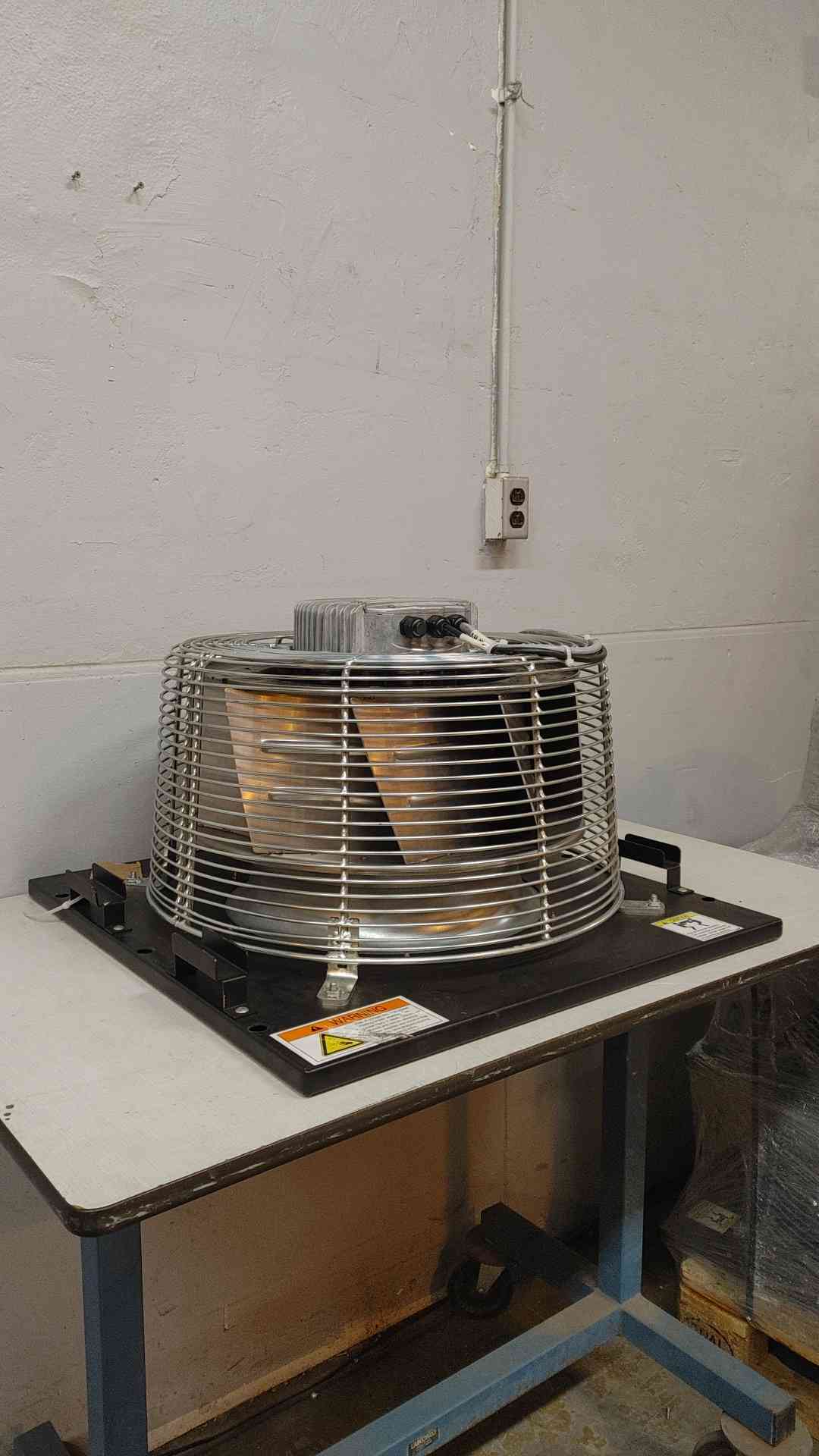 Ebmpapst Liebert Vertiv #R3G500-AG06-10, Fan, 480 V., 2500W (6 available) - Image 3