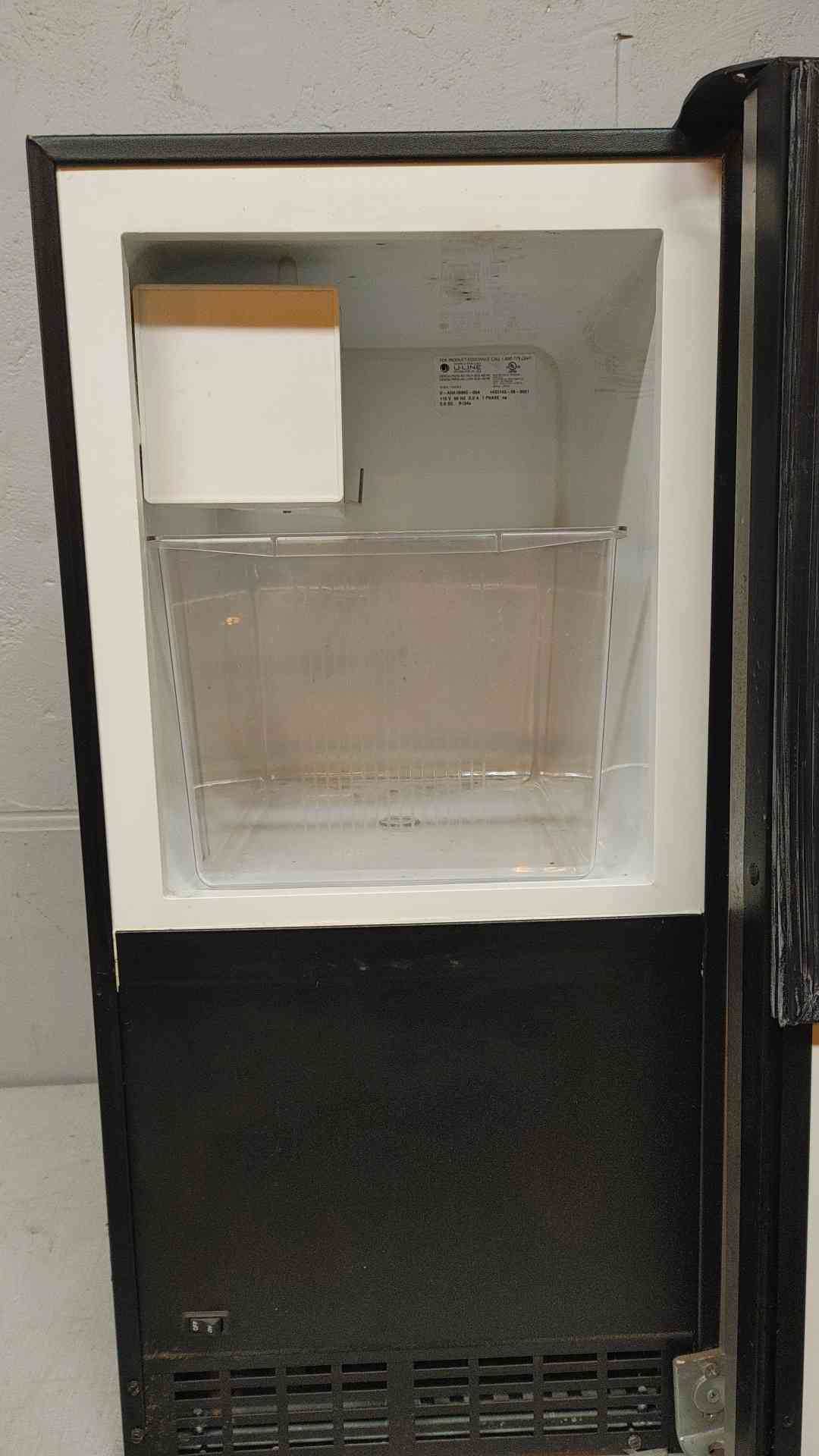 U-Line #U-ADA15IMS-00A, 15" ADA Series Ice Maker, 115 V., 2.5A, 1PH - Image 4