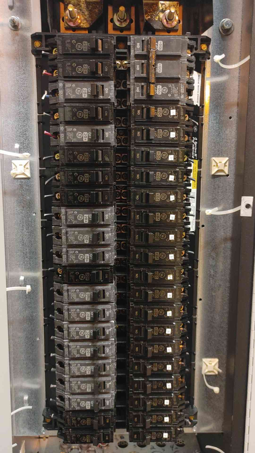 75 KVA Liebert #PPA075C, PDU, 480 x 208 Volts - Image 9
