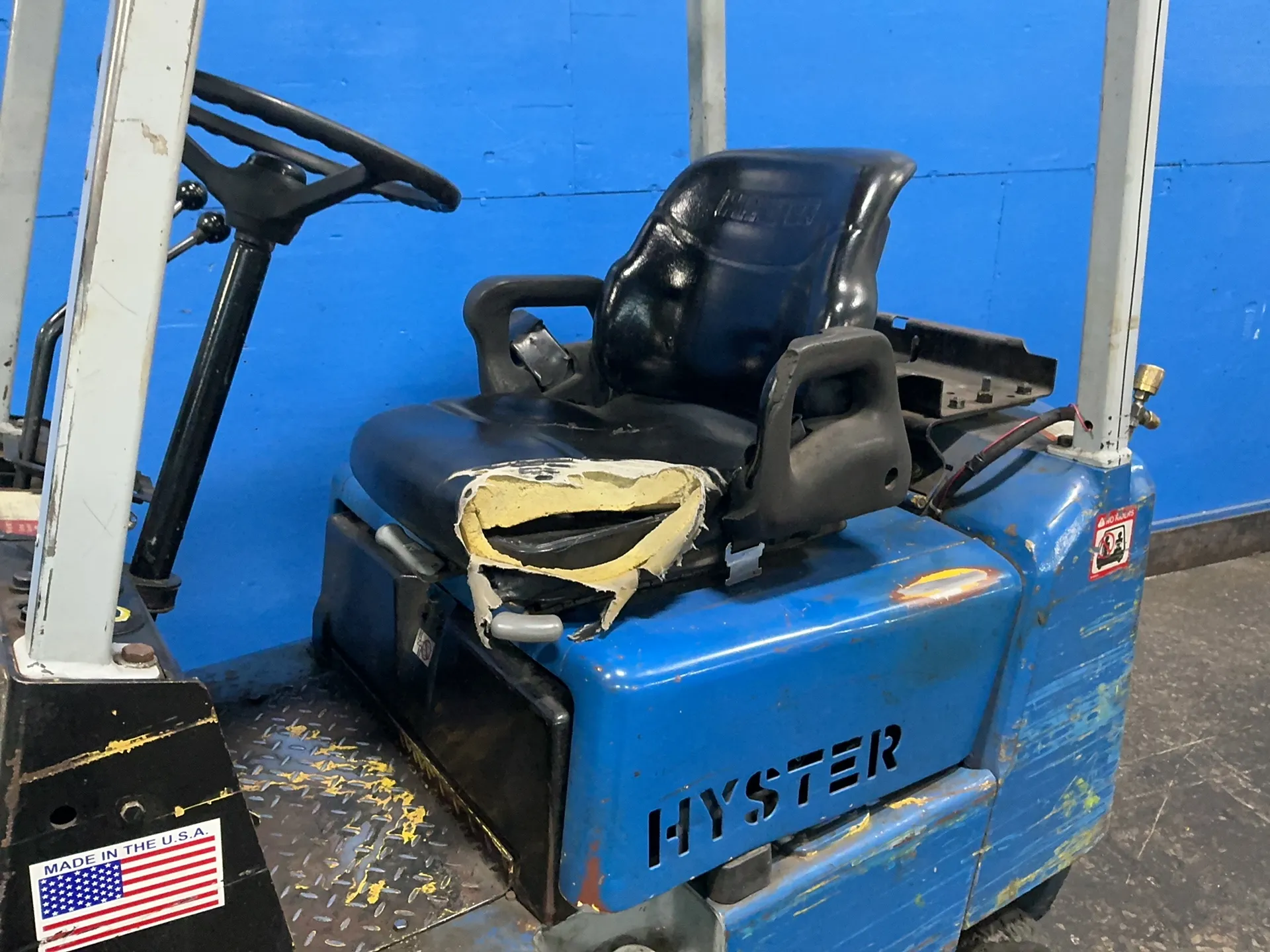 3500 lb. Hyster #S30XL, Propane Forklift - Image 4