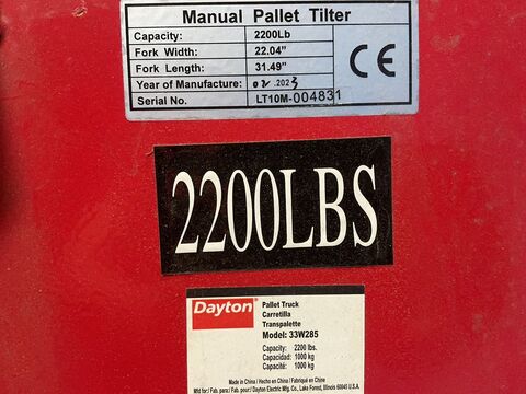 2200 LB Dayton #33W285, Manual Pallet Tilter, 2023 (2 available) - Image 6