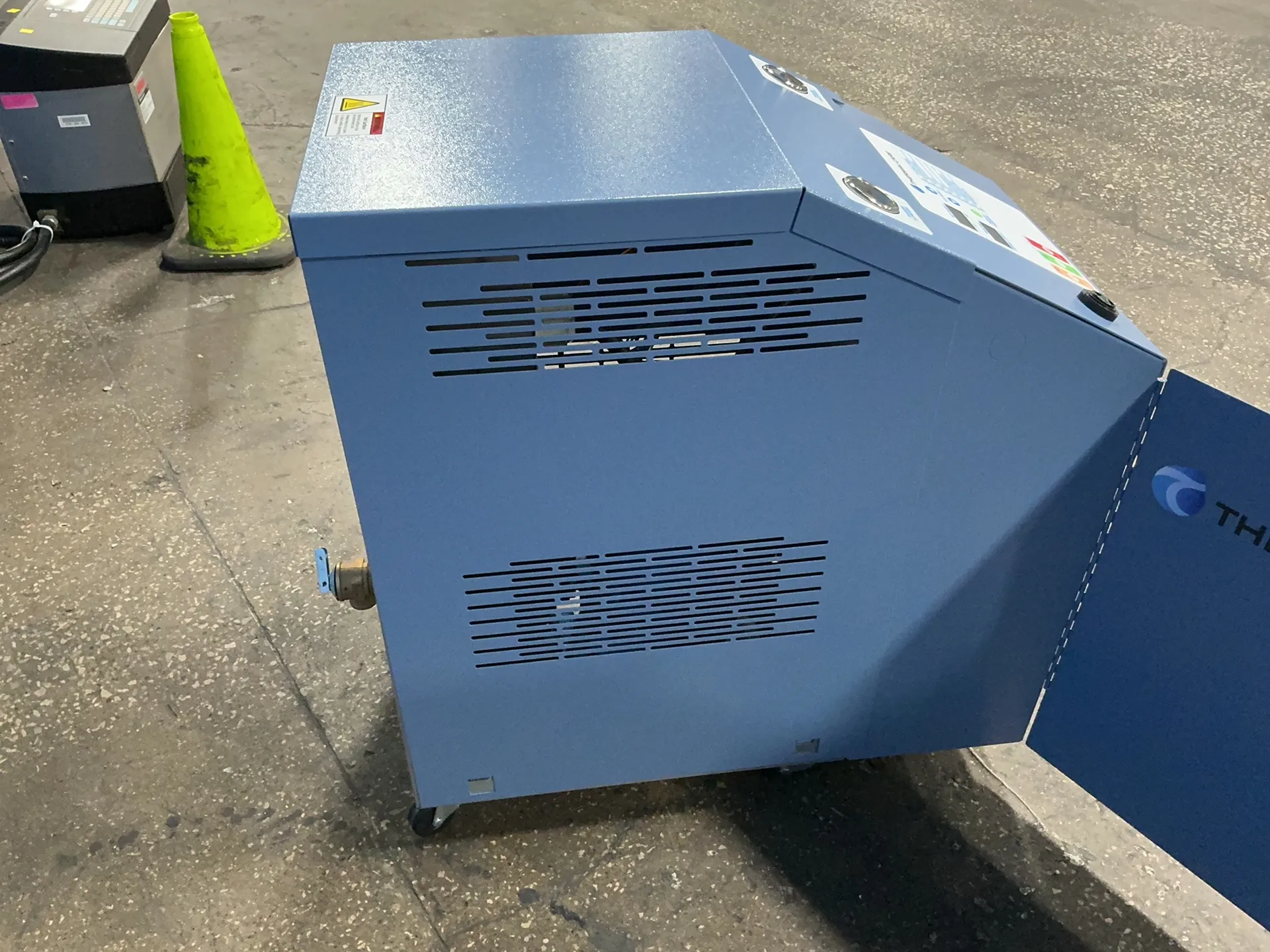 .75 HP Thermal Care #RQE0908, Temperature Control Unit (12 available) - Image 2