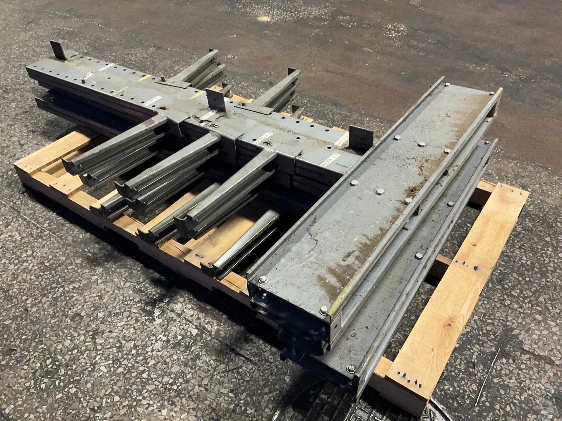 Cantilever Racking, 59" x 95" - Image 2