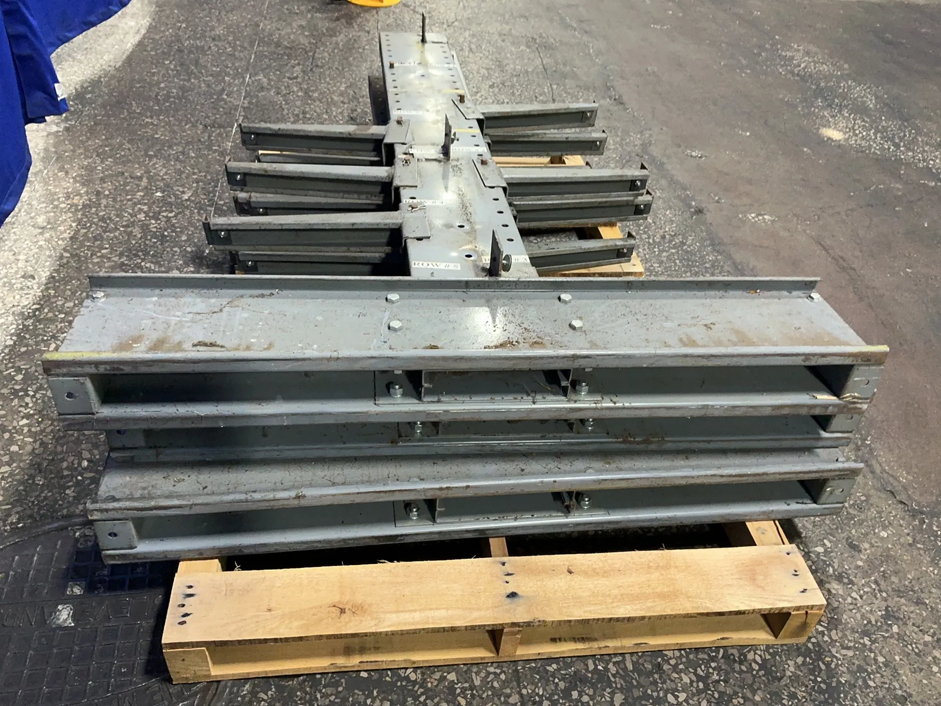 Cantilever Racking, 59" x 95" - Image 5