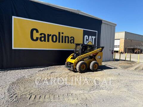 Cat 262D3 CB, Skid Steer Loader, 401 hours, S/N: TP401404, 2023 - Image 1