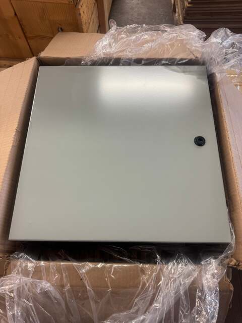 20" H x 20" W x 8" D Hammond #EN4SD20208GY, Eclipse Single Door Wall Mount Enclosure, Type 4/12, IP66, Gray - Image 2
