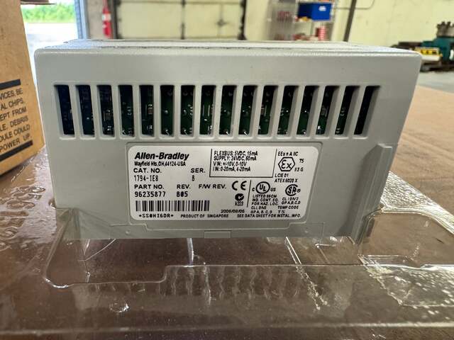Allen-Bradley #1794-IE8, FLEX I/O 8 Channel Analog Input Module, Series B, 24 VDC, Class I Div. 2 - Image 2