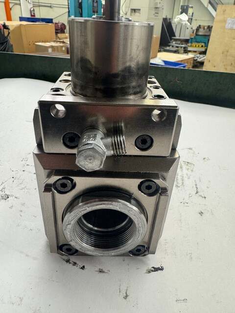 MT Marchetti #OKU0800232, Axial Twin Output Live Tool Holder, ERA32, 6,000 RPM Max, 1:1 Ratio, Coolant Through - Image 4