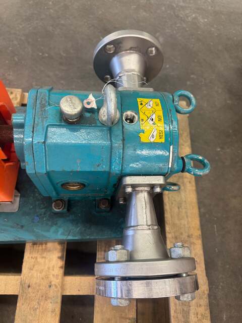Borger #AL-25, Rotary Lobe Pump, 2" 150 Lb. ANSI Flanges, w/ Gear Reducer and Motor on Base, Stainless - Image 5