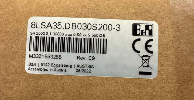 0.66 kW B & R #8LSA35.DB030S200-3, Synchronous Servo Motor, 2.1 Nm Torque, 400 Volts, 1.4 Amps, IP64, w/ Brake - Image 5