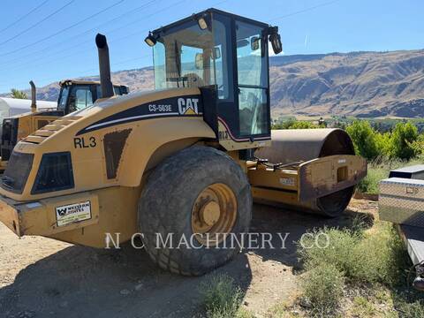 Caterpillar CS563E, Asphalt Paver, 8651 hours, S/N: NG003741, 2003 - Image 3