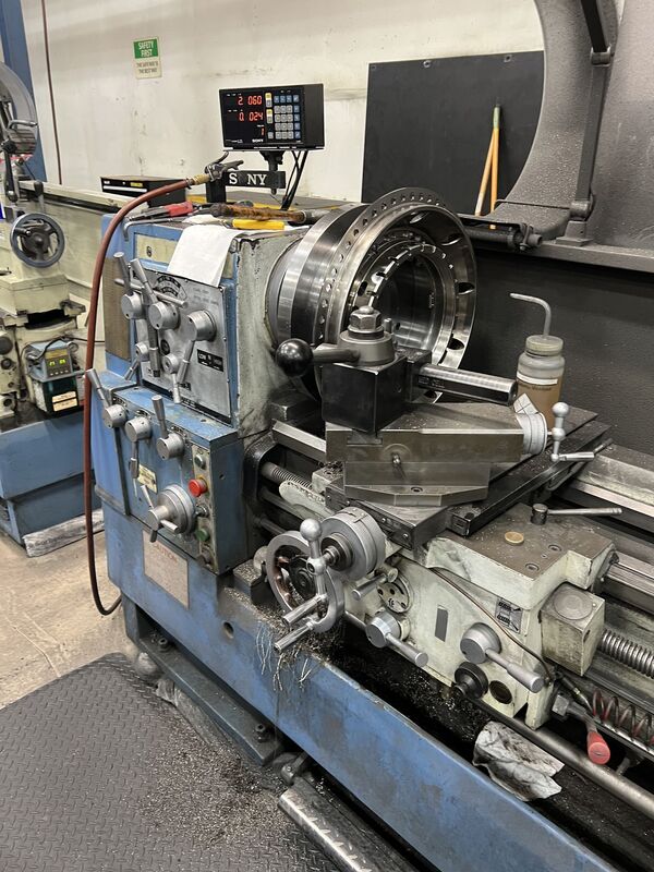 20"/28" x 40" Victor #S2040B, precision high speed gap type engine lathe, 16" face plate, hardened & ground - Image 3