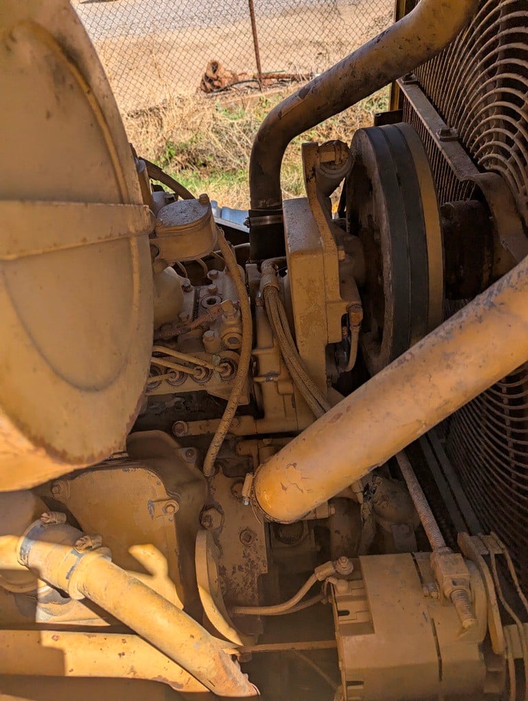 Caterpillar #D8L, Crawler Dozer, refurbished, 1983 - Image 9