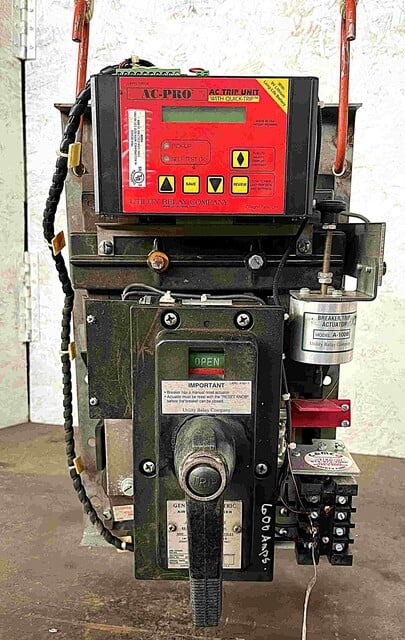 600 Amps, General Electric #AK-1-25, air circuit breaker, 600 Volts, AC Pro trip - Image 1